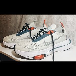 Air Zoom-Type N.354 ‘Light Silver Crimson’